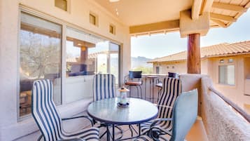 Apartment (2 Bedrooms) | Front of property