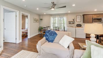 Casa (2 Bedrooms) | Interior