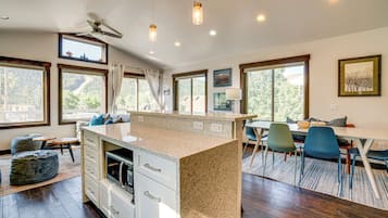 Hus (3 Bedrooms) | Interiör