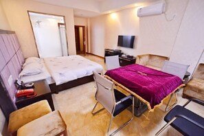 Room - Rongxian Wanxuan Hotel (Rong County)