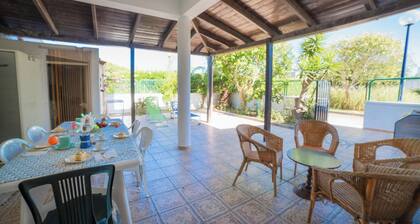 Villetta Fresca With Garden Near The Sea