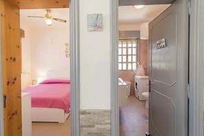 Villa Standard, plusieurs chambres (Villa Milon Near The Sea) | 2 chambres, Wi-Fi gratuit, draps fournis