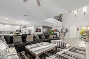 Smart-TV, Tischtennisplatte