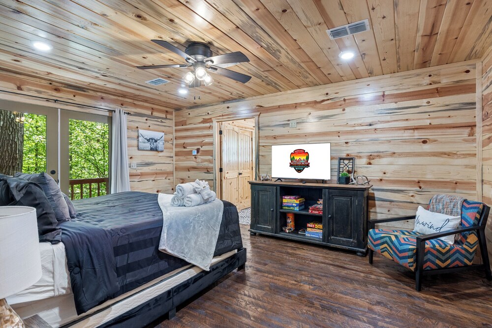 Hoot N Holler in Hochatown/Broken Bow, OK Hochatown Vrbo