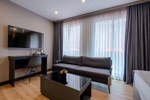 Standard Double Room (Ground Floor) | In-room safe, iron/ironing board, free WiFi, bed sheets