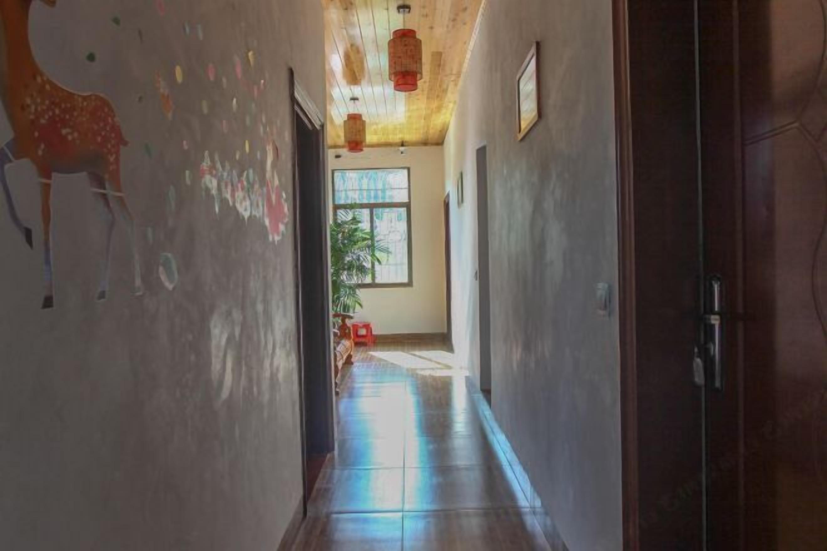 المنشأة من الداخل