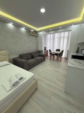 Comfort Quadruple Room - KOA Hotel Tiranë (Tirana)