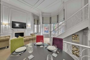 تناول الطعام