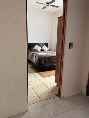 4 sovrum, strykjärn/strykbräda, gratis wi-fi och sängkläder