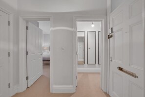 Interior - Victorian Apartment near Harrods (London)