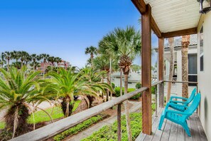 Property grounds - ☀️Waterfront Villa-Gulf Views-Pool-Totally Updated-4BR Destiny Beach Villas 15☀️ (Destin)