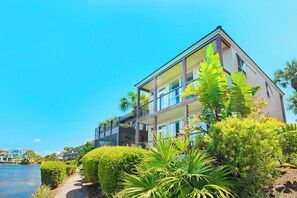 Exterior - ☀️Waterfront Villa-Gulf Views-Pool-Totally Updated-4BR Destiny Beach Villas 15☀️ (Destin)