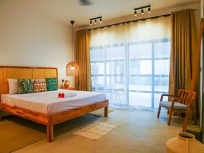 4 bedrooms, in-room safe, free WiFi, bed sheets - Solymar Villa 2 (Jambiani Kusini)