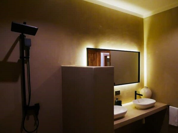 Hair dryer, towels, soap, shampoo - Solymar Villa 2 (Jambiani Kusini)