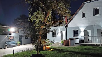 Fachada de la propiedad