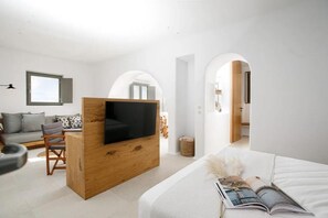 1 Schlafzimmer, Schreibtisch, WLAN, Bettwäsche