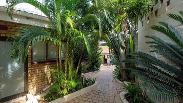 Room, 1 Bedroom, Accessible, Smoking | Property grounds