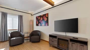 TV, studio