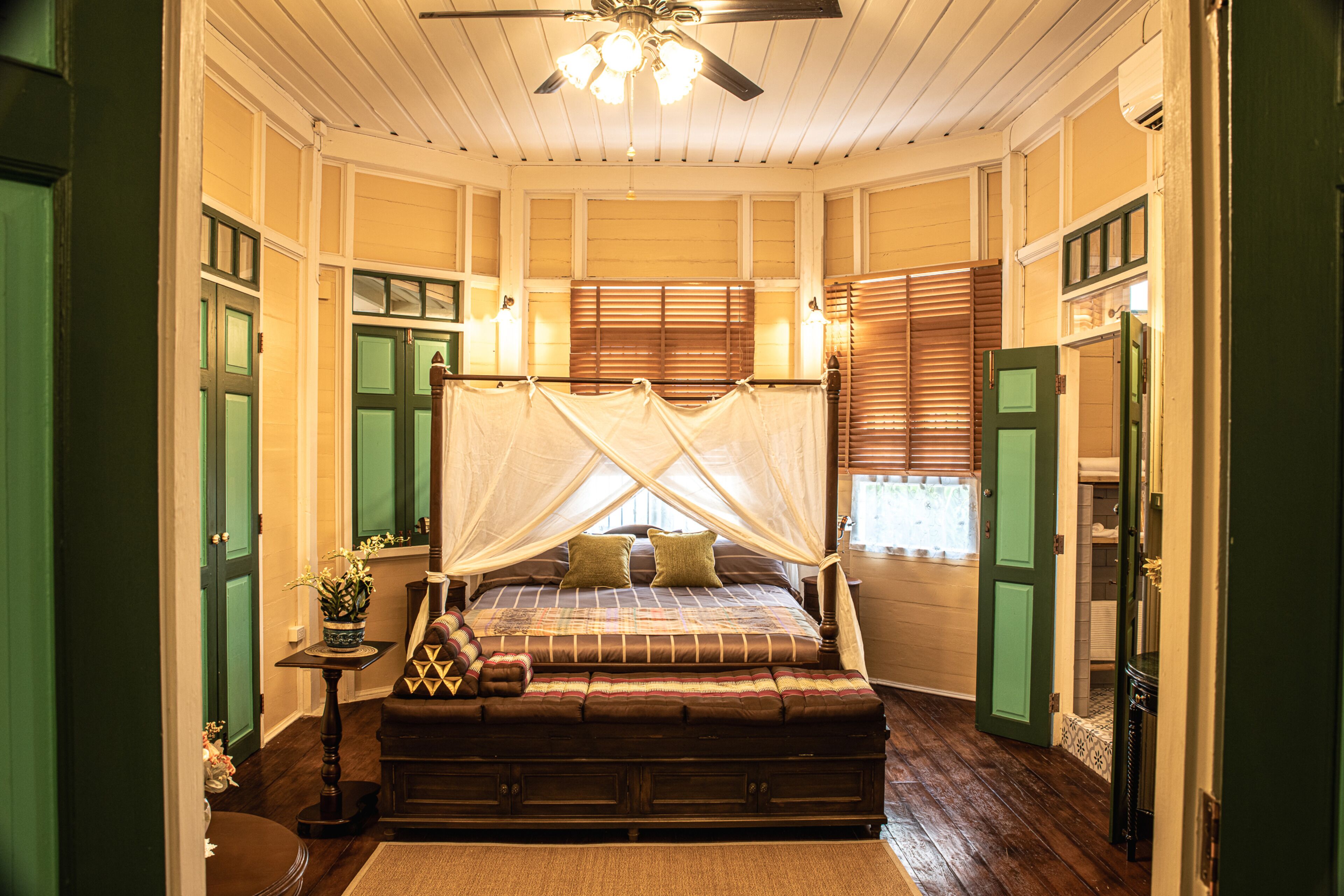 家庭套房, 多张床, 无烟房, 简易厨房 | 高档床上用品、迷你吧（备有免费物品）、客房内保险箱、特色装修