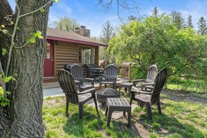 Terrace/patio - Reed's on the River Cabin 8 (Indian River)