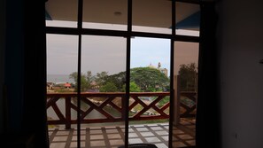 Chambres insonorisées, Wi-Fi gratuit, draps fournis