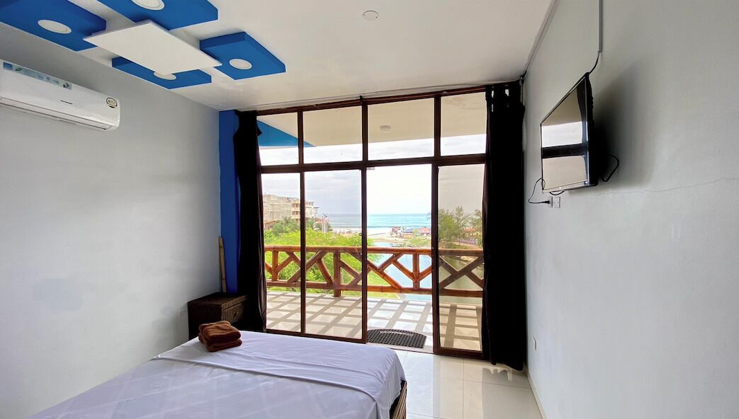 Superior Room | Soundproofing, free WiFi, bed sheets