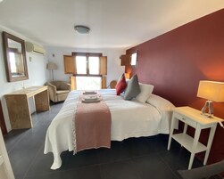 Superior Double Room, Lake View | In-room safe, individually decorated, individually furnished