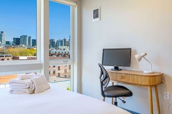 Desk, iron/ironing board, WiFi