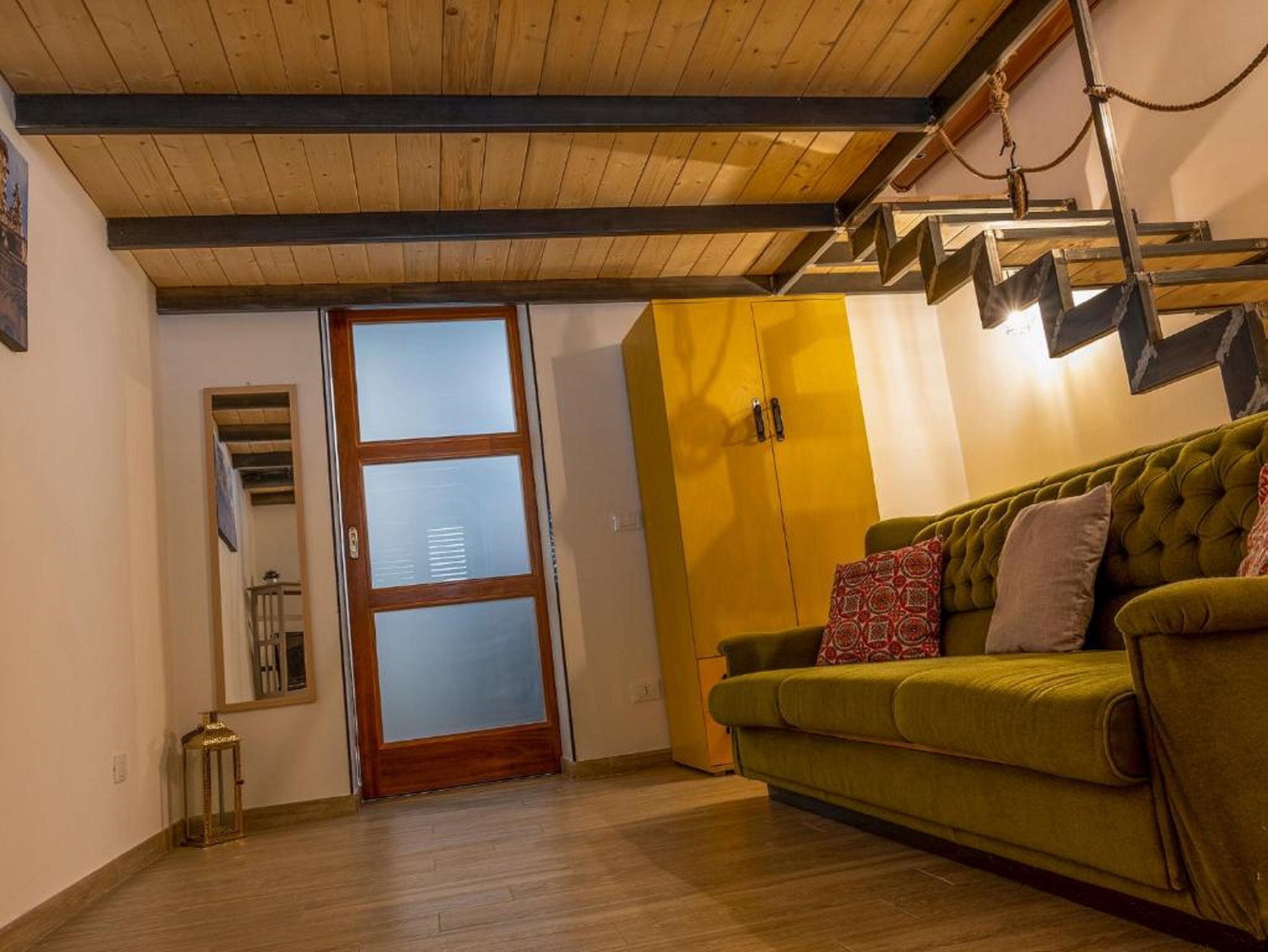 Comfort House, 1 Bedroom | Living area | Flat-screen TV