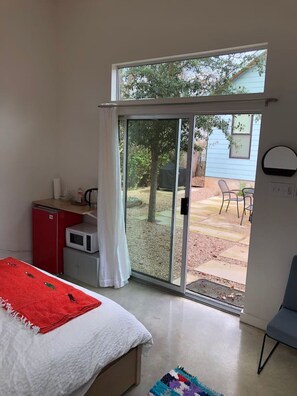 1 chambre, fer et planche à repasser, Wi-Fi, draps fournis
