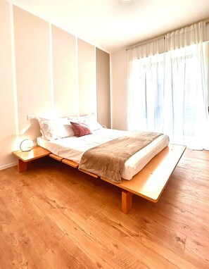 Double Room, Private Bathroom (2) | Hypo-allergenic bedding, individually decorated, individually furnished - Fiera Maison (Verona)