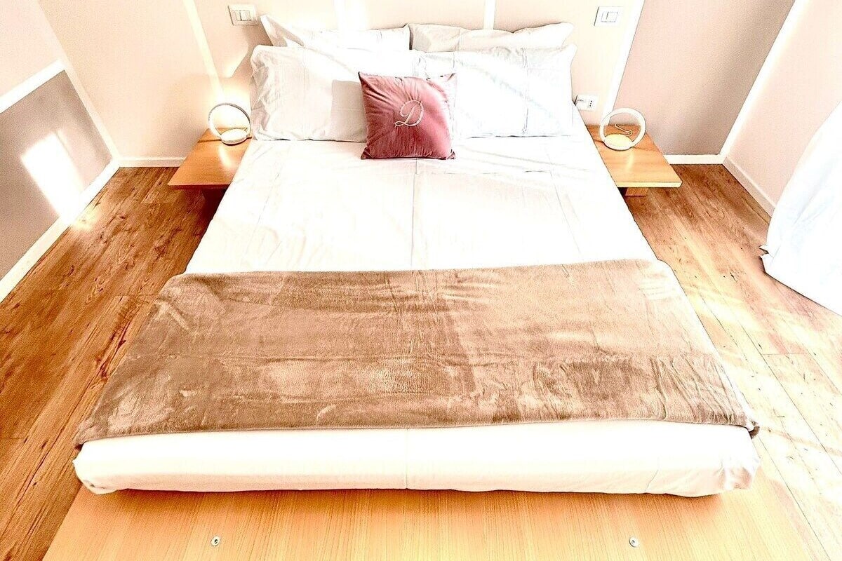 Double Room, Private Bathroom (2) | Hypo-allergenic bedding, individually decorated, individually furnished