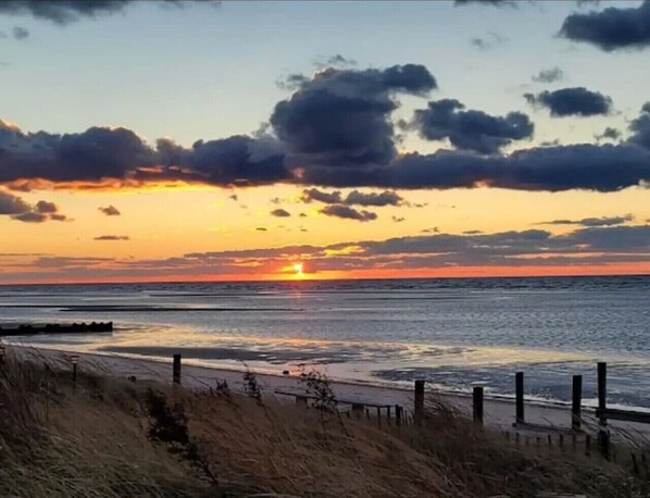 Beach nearby - Beechwood by the Bay Dog Friendly (Lower Township)