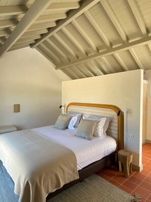 3 quartos, Wi-Fi, roupa de cama