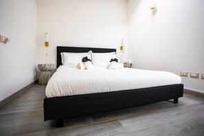 1 bedroom, iron/ironing board, WiFi, bed sheets - Cozy Loft in the heart of Como (Como)