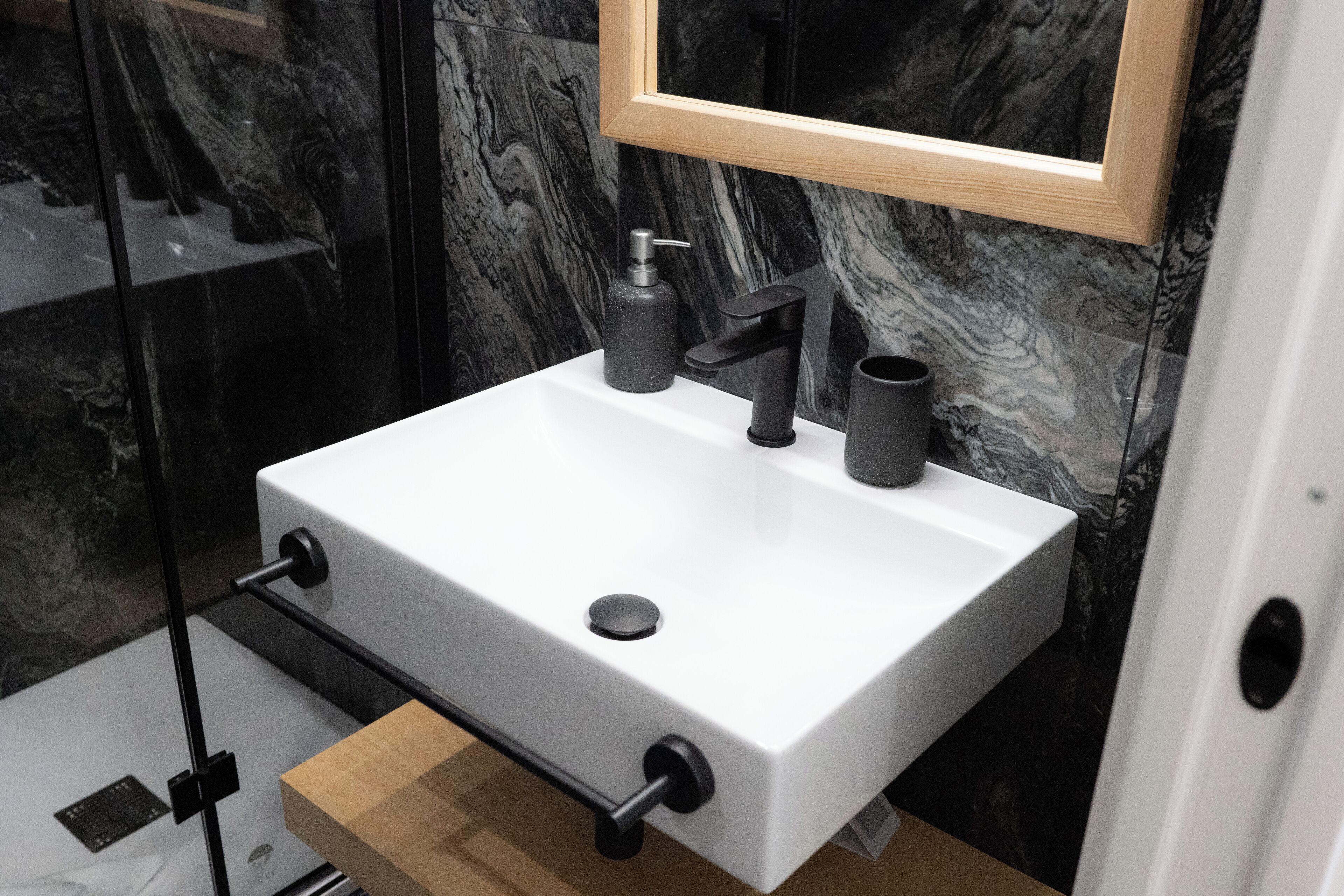 Foto - Middle Town Palace