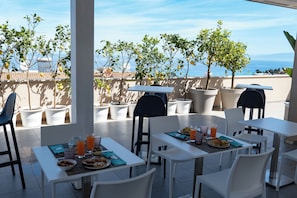 Free daily continental breakfast - MIDDLE TOWN PALACE TROPEA (Tropea)