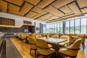 Restaurant - Gu Er Gou Hot Spring Resort (Li County)