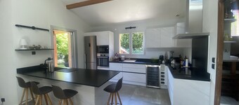 Grande Maison Familiale Avec Piscine Chauffée Dans un Écrin de Verdure