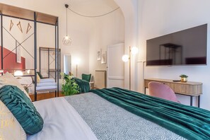 3 bedrooms, desk, laptop workspace, iron/ironing board - Wine Apartments Florence Prosecco (Florence)