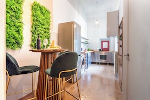 Comfort Apartment | Private kitchen | Fridge, microwave, oven, stovetop