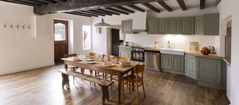 Offrez-vous des Vacances Dans un Grand Domaine Privé Rien que Pour Vous!