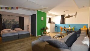 Living area - Gemütlich Zentrale Souterraint Wohnung 65qm (Nürnberg)