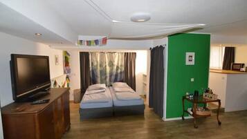 1 Schlafzimmer, Bügeleisen/Bügelbrett, Reisekinderbett, kostenloses WLAN