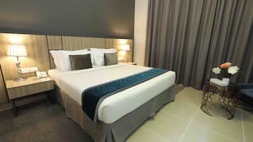 1 bedroom, in-room safe, laptop workspace, soundproofing