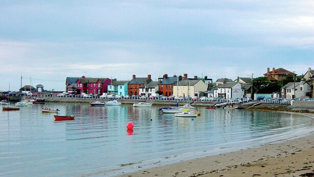 Unclassified image, 1 of 23, button - Seaview Terrace (Skerries)