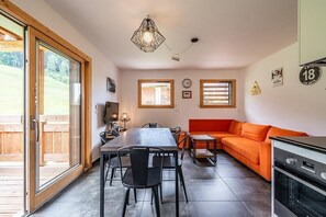 Interior - Wifi, 150m from ski slopes, terrace, parking, ski locker, 58m², Les Gets (Les Gets)