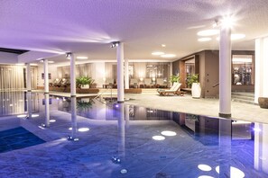 Indoor pool - Kitzbühel Lodges - Penthouse incl. private Spa & Breakfast  (Reith bei Kitzbuehel)