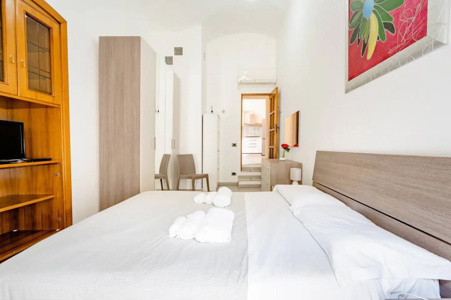 2 chambres, fer et planche à repasser, Wi-Fi, draps fournis