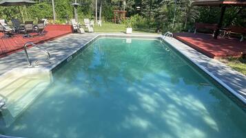 Piscine extérieure, piscine chauffée